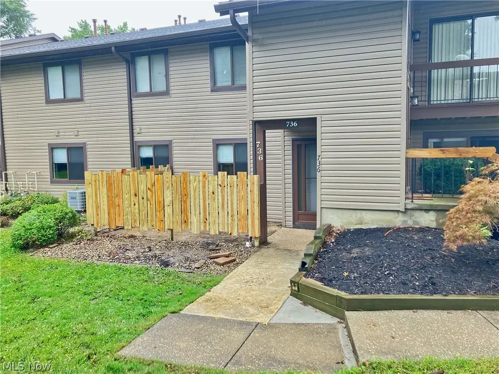 736 Kirkwall Drive, Copley, OH 44321 - #1