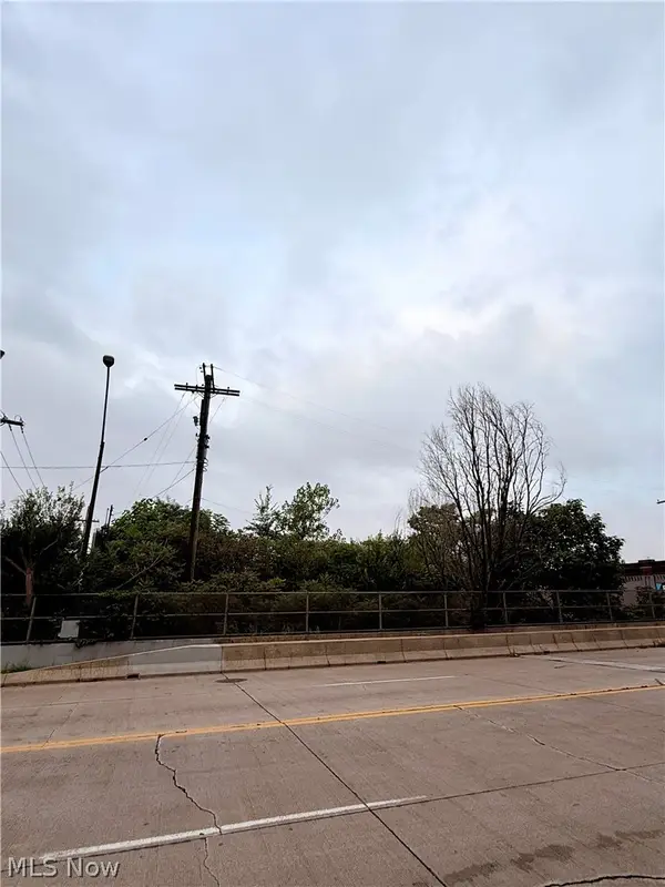 W 25th Street, Cleveland, OH 44113