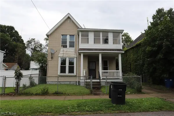 1029 E 78th Street, Cleveland, OH 44103