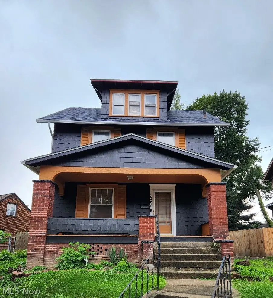 1227 Mcgregor Nw Avenue, Canton, OH 44703 - #1