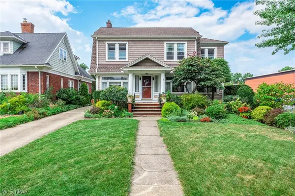 1230 Bunts Road, Lakewood, OH 44107
