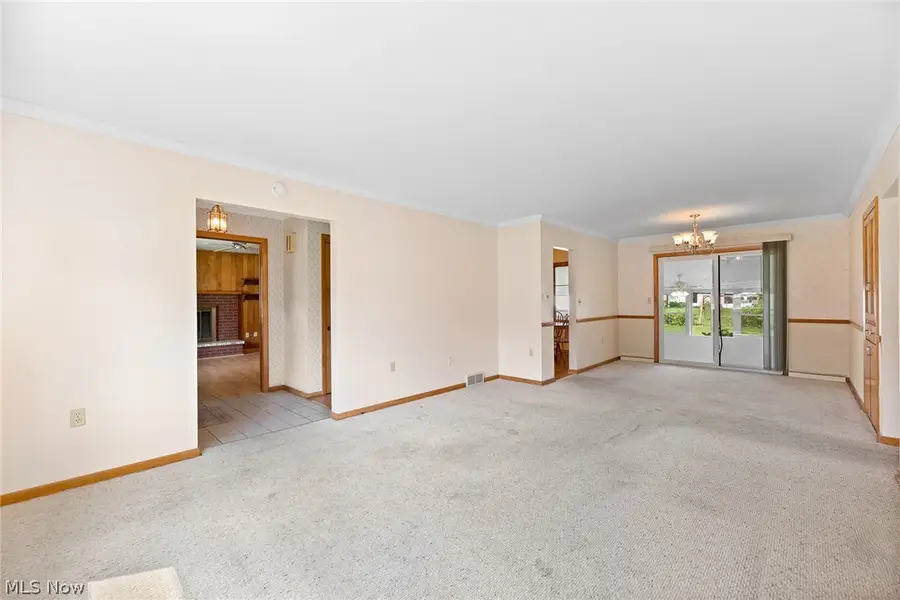3341 Linden Nw Street, Uniontown, OH 44685 - #3