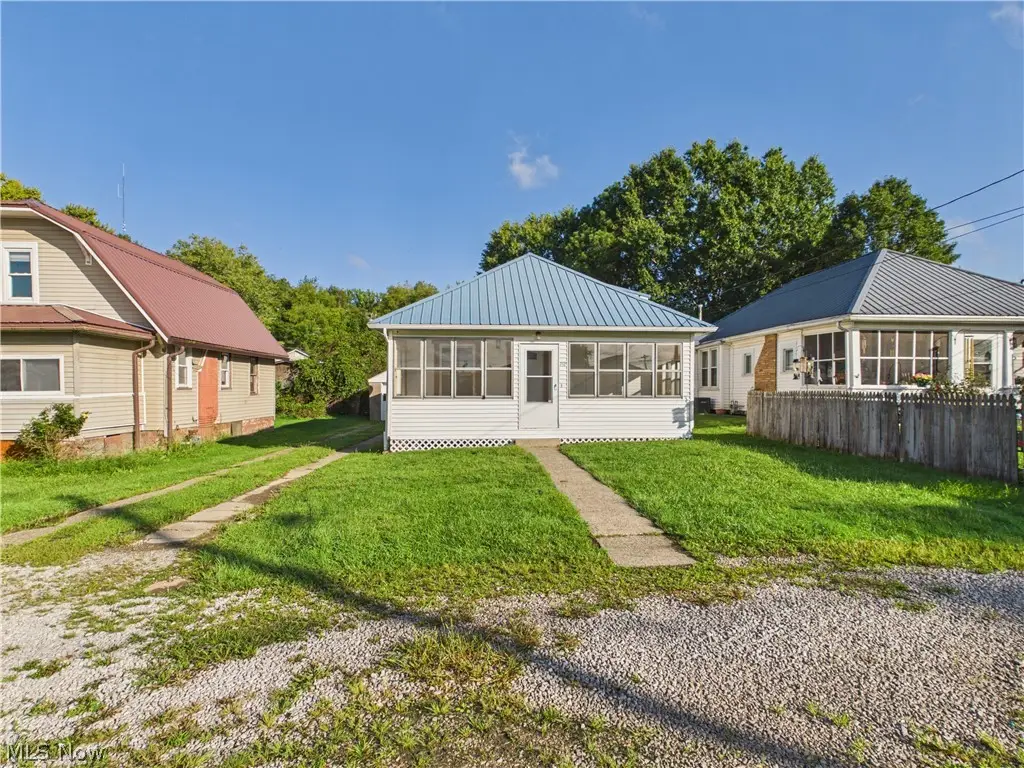 712 Olive Street, Parkersburg, WV 26101 - #1
