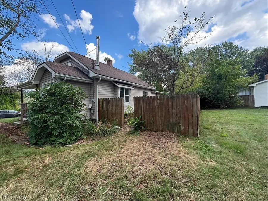 4719 S Main Street, Akron, OH 44319 - #2
