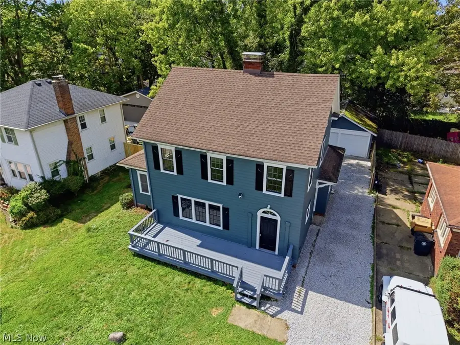 814 Crestview Avenue, Akron, OH 44320 - #2