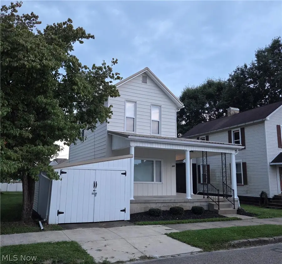220 Mccrea Avenue, Dennison, OH 44621 - #3