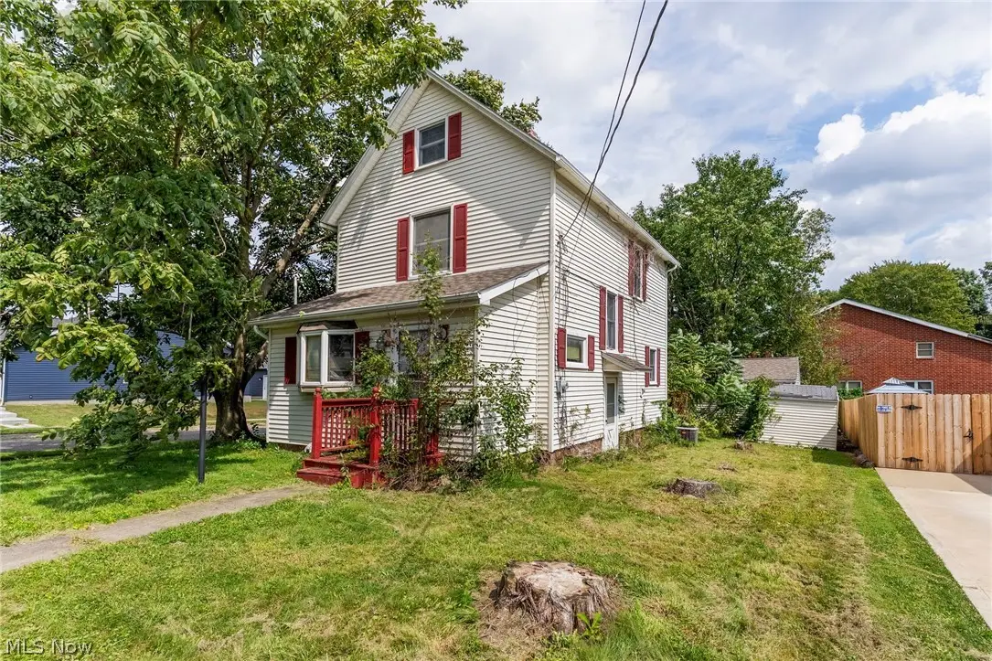 84 Prospect Street, Struthers, OH 44471 - #1