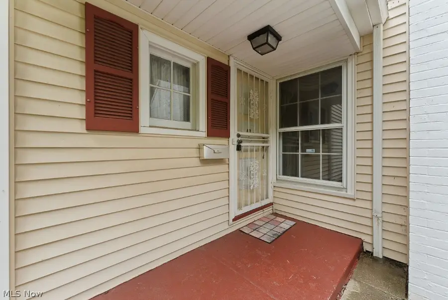 18219 Van Aken Boulevard, Shaker Heights, OH 44122 - #3