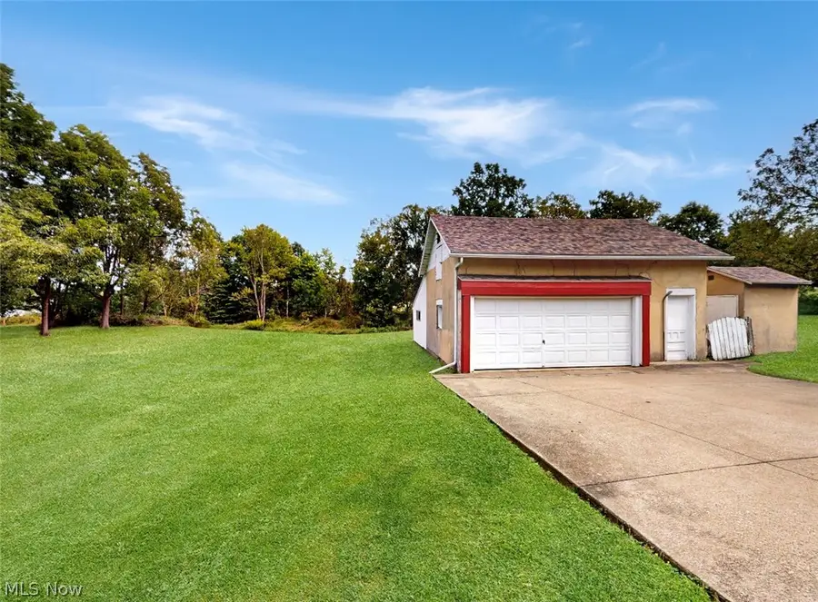 6201 Richville Sw Drive, Navarre, OH 44662 - #2