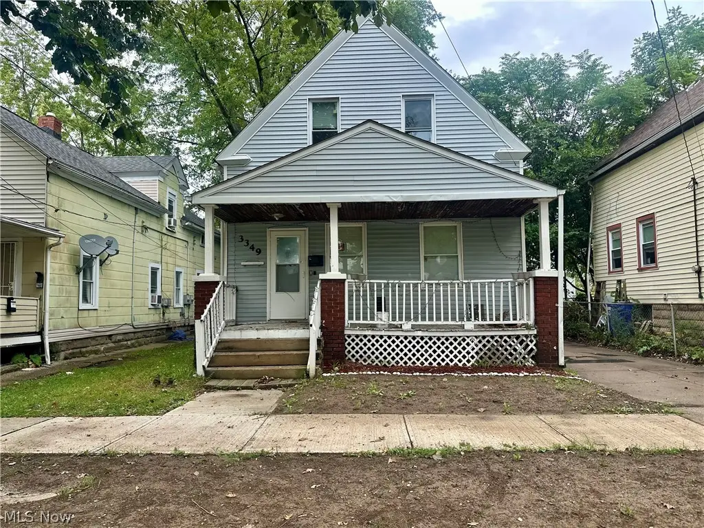 3349 W 63rd, Cleveland, OH 44102 - #1