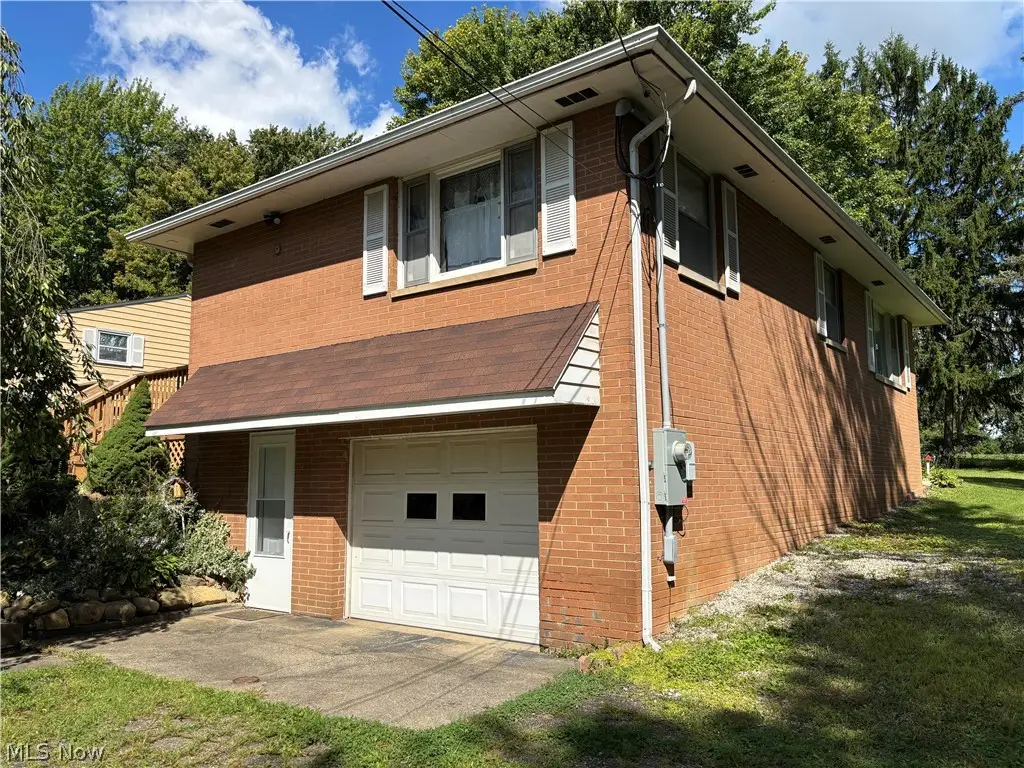 1420 E Beech Street, Alliance, OH 44601 - #1