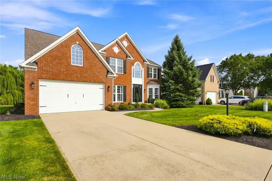 743 Hunt Club Way, Avon Lake, OH 44012 - #2