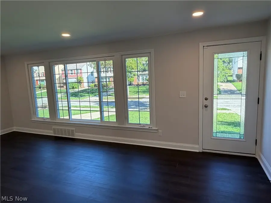 17012 Eldamere Avenue, Cleveland, OH 44128 - #3