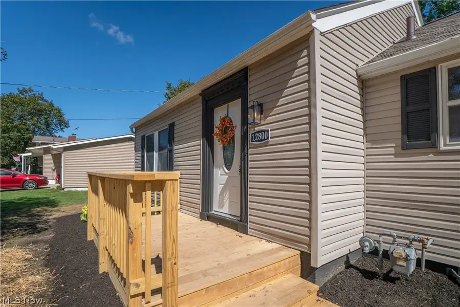 12800 Redwood Nw Avenue, Uniontown, OH 44685 - #2
