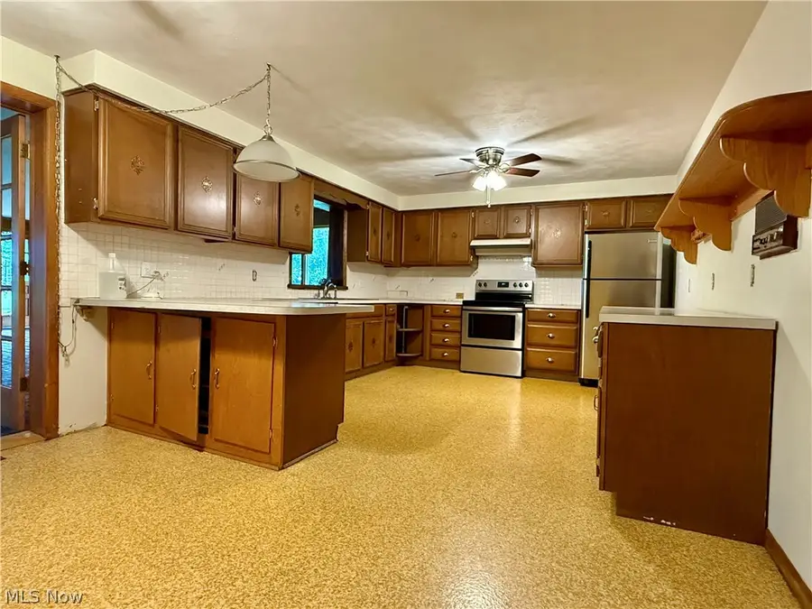 10010 W High Street, Orrville, OH 44667 - #3