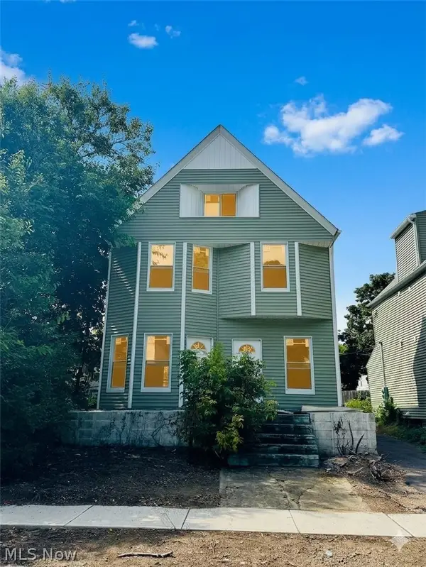 2326 E 95th Street, Cleveland, OH 44106
