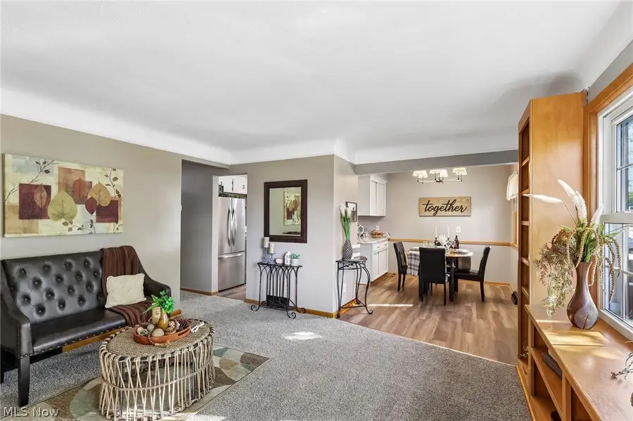 1657 Woodhurst Avenue, Mayfield Heights, OH 44124 - #3