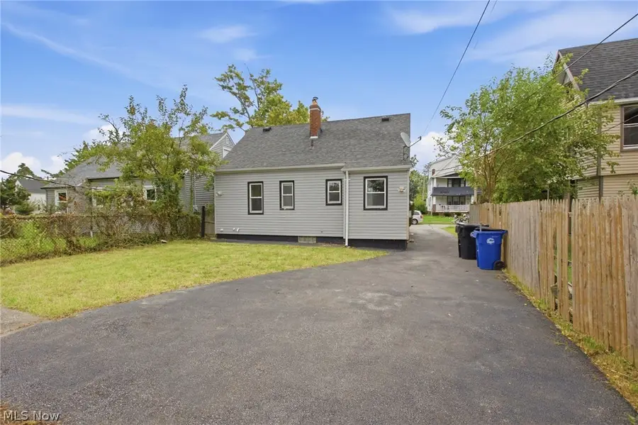 892 E 139th Street, Cleveland, OH 44110 - #3