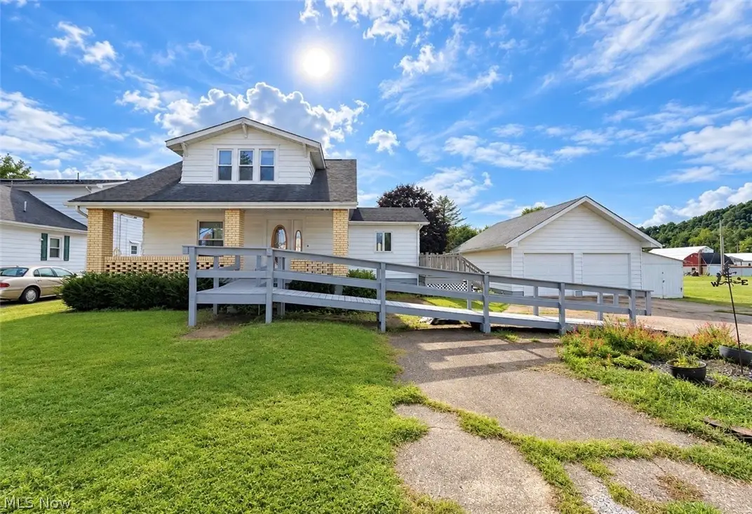 14060 Pershing Avenue, Newcomerstown, OH 43832 - #1