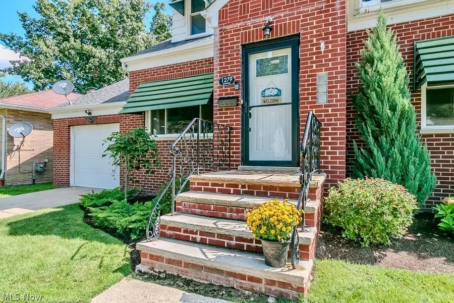 1279 Sunset Road, Mayfield Heights, OH 44124 - #3