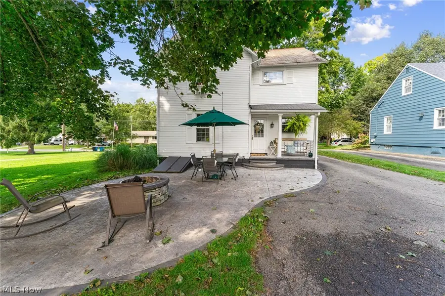 1051 E 9th Street, Salem, OH 44460 - #2