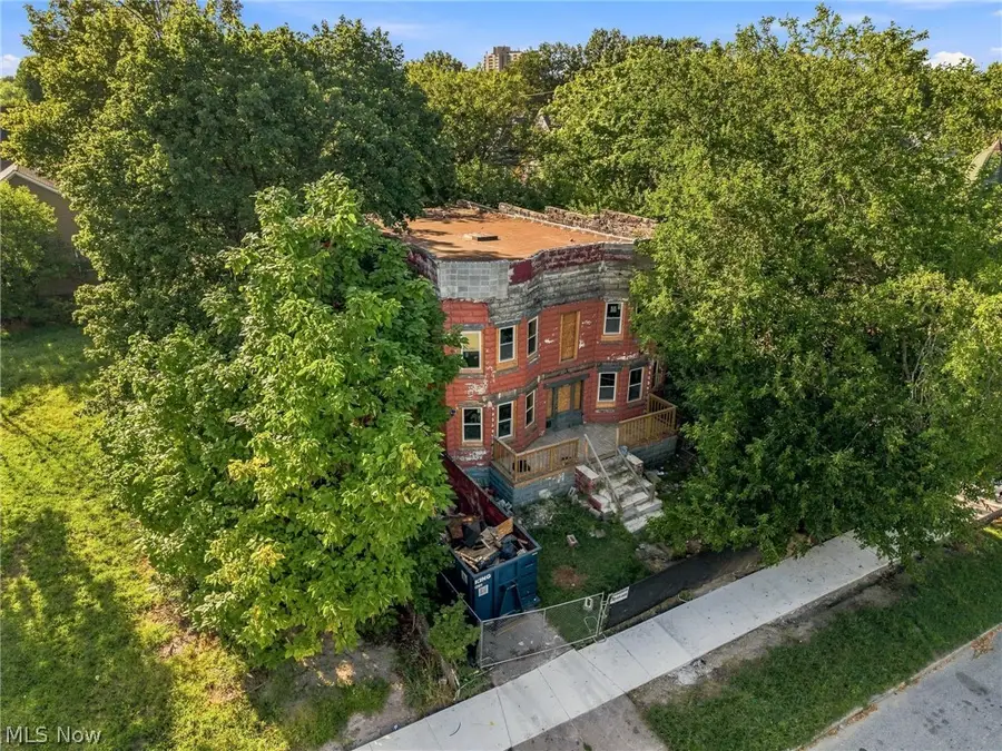 1624 E 82nd Street, Cleveland, OH 44103 - #2
