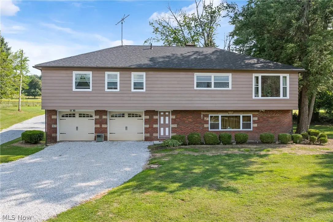 988 E Turkeyfoot Lake Road, Akron, OH 44312 - #1