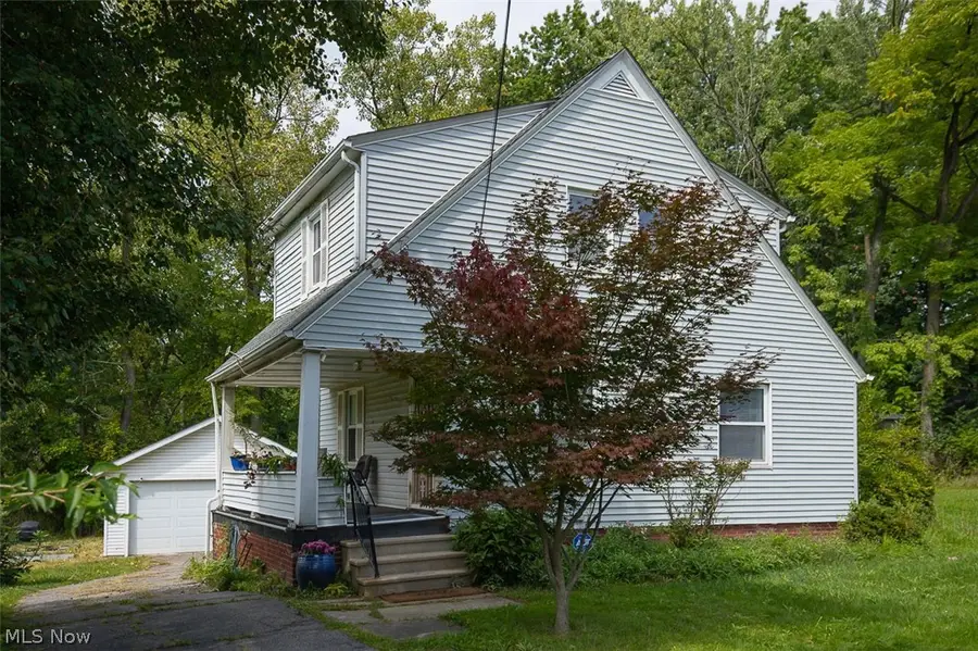 13107 Cranwood Park Boulevard, Garfield Heights, OH 44125 - #2