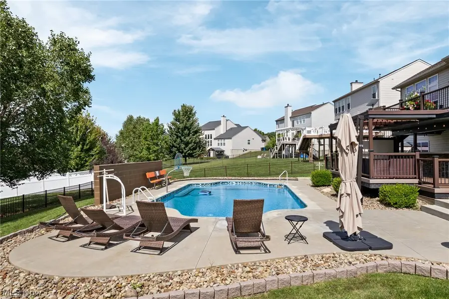 3898 Kenway Boulevard, Uniontown, OH 44685 - #3