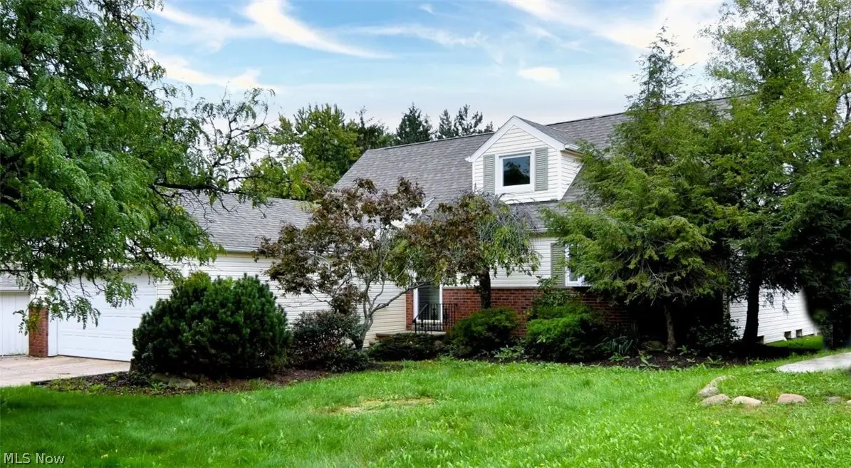 4949 Emmet Road, Lyndhurst, OH 44124 - #1