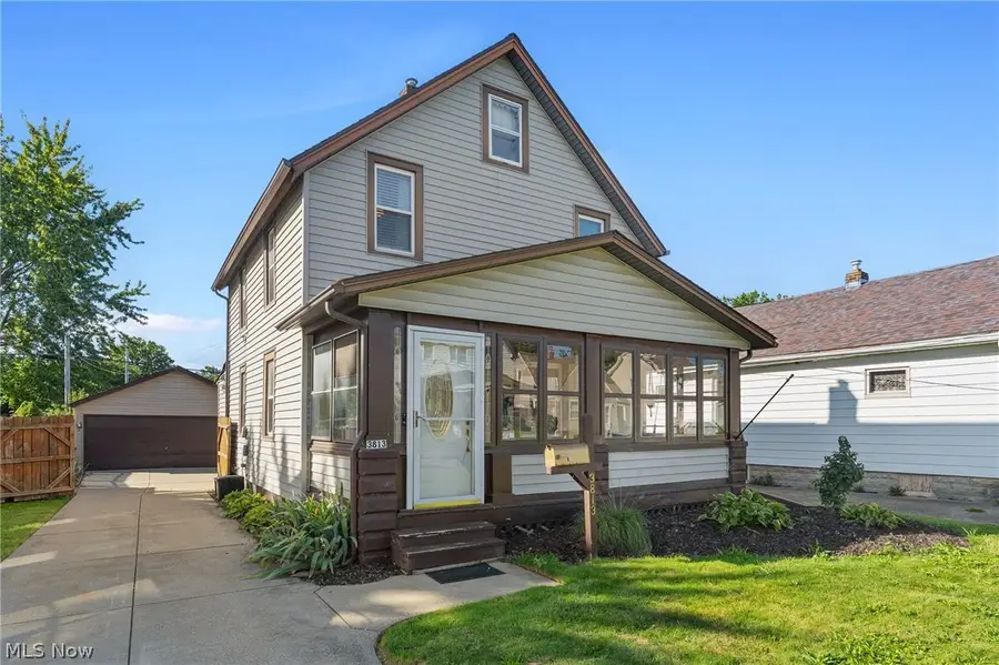 3813 Buechner Avenue, Cleveland, OH 44109 - #2
