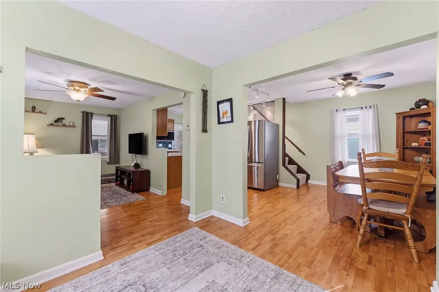 3813 Buechner Avenue, Cleveland, OH 44109 - #3