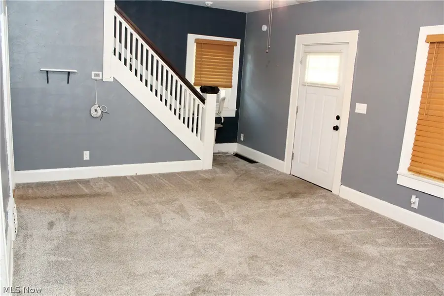 306 S Hazelwood Avenue, Youngstown, OH 44509 - #3