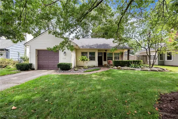 127 Edgewood Drive, Berea, OH 44017