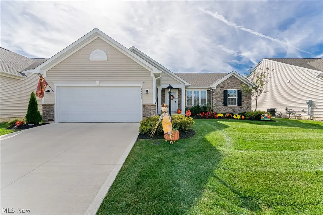 34691 Legends Way, Grafton, OH 44044 - #1