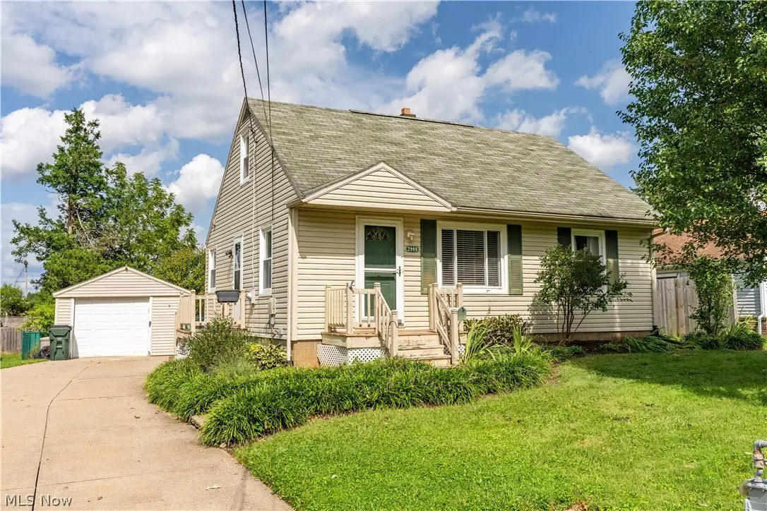 2909 33rd Ne Street, Canton, OH 44705 - #1