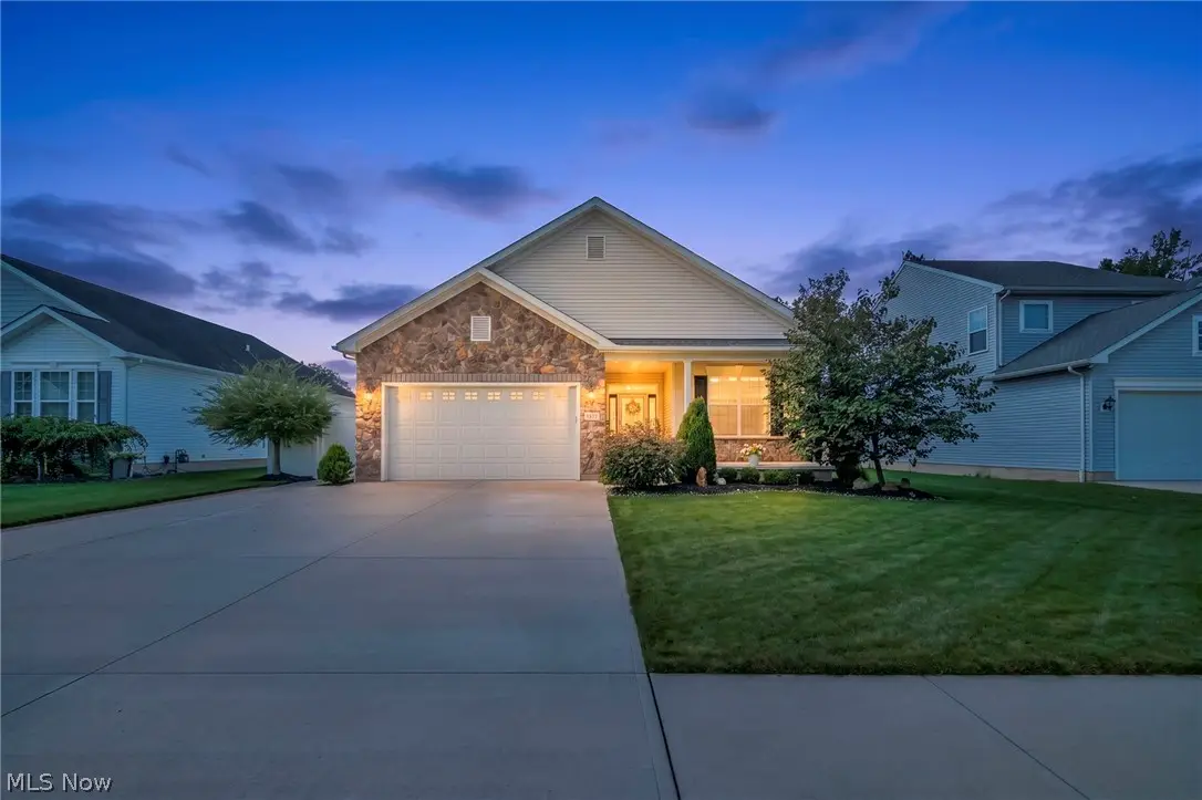 9006 Shady Elm Lane, Olmsted, OH 44138 - #1