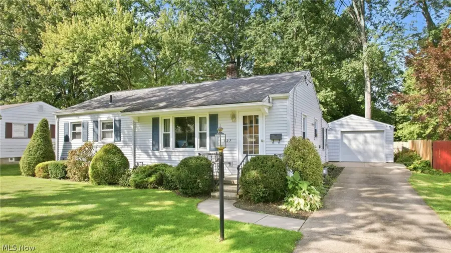 927 Barclay Avenue, Salem, OH 44460 - #2