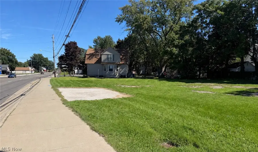 2228 W Prospect Road, Ashtabula, OH 44004 - #3