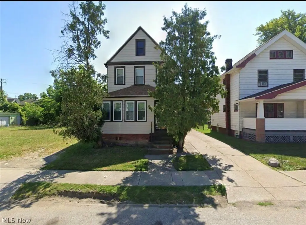 979 E 129th Street, Cleveland, OH 44108 - #1