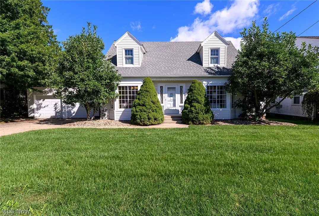 691 E Ford Avenue, Barberton, OH 44203 - #1
