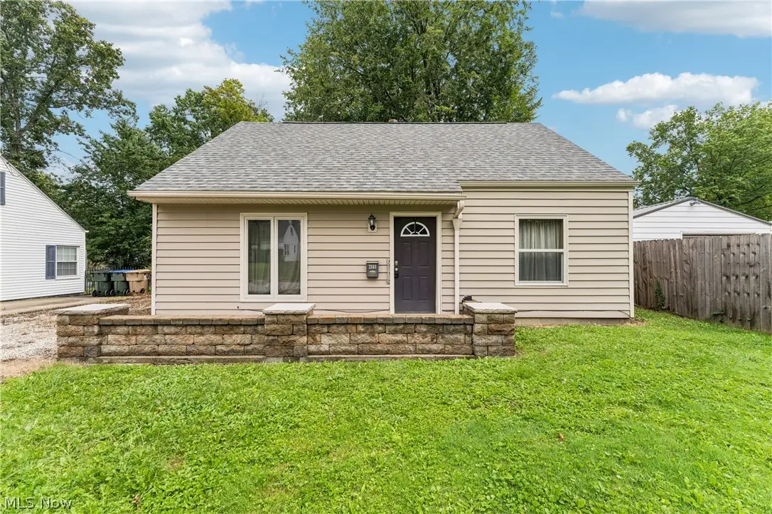 2143 Hillside Street, Cuyahoga Falls, OH 44221 - #1