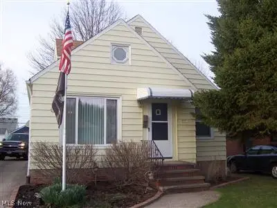 3202 Brookdale Avenue, Parma, OH 44134