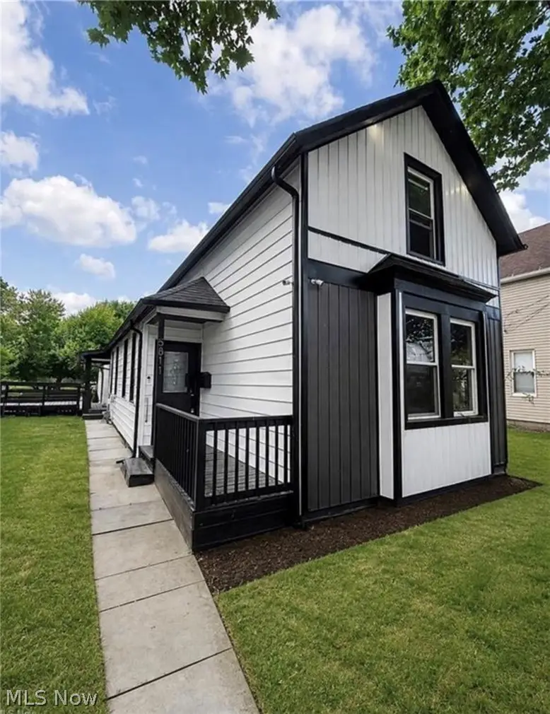 5811 Madison Avenue, Cleveland, OH 44102 - #3