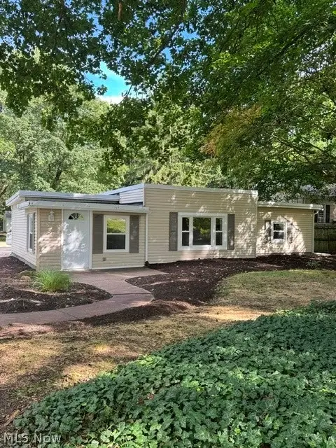 4527 Arlington Road, Uniontown, OH 44685 - #1