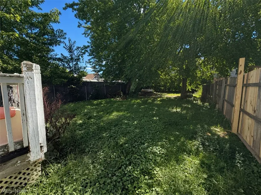 3020 9th Sw Street, Canton, OH 44710 - #2