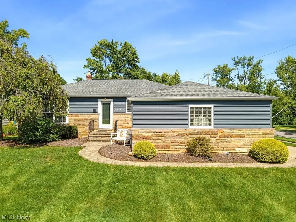 5175 Thornbury Boulevard, Lyndhurst, OH 44124 - #1