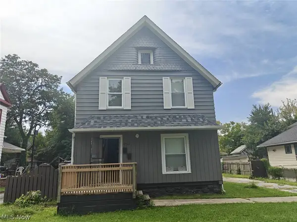 18402 Melville Road, Cleveland, OH 44110