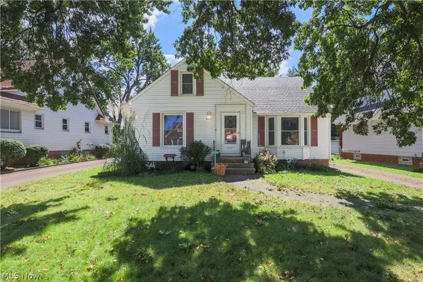 8107 Dartworth Drive, Parma, OH 44129