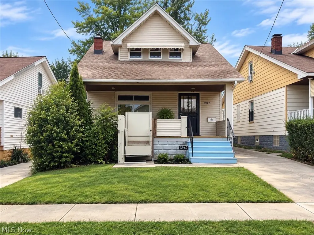 3942 E 121st Street, Cleveland, OH 44105 - #1